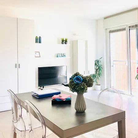 Διαμέρισμα Stepandgo Navigli