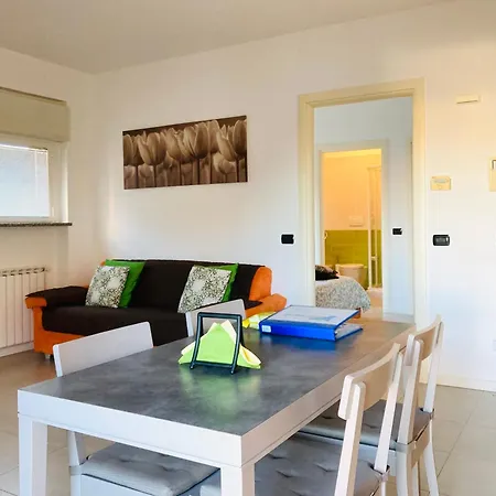 Διαμέρισμα Stepandgo Navigli *