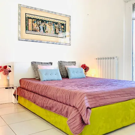 Stepandgo Navigli Milan