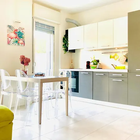 Stepandgo Navigli Apartment *