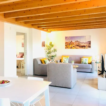 Stepandgo Navigli Apartment
